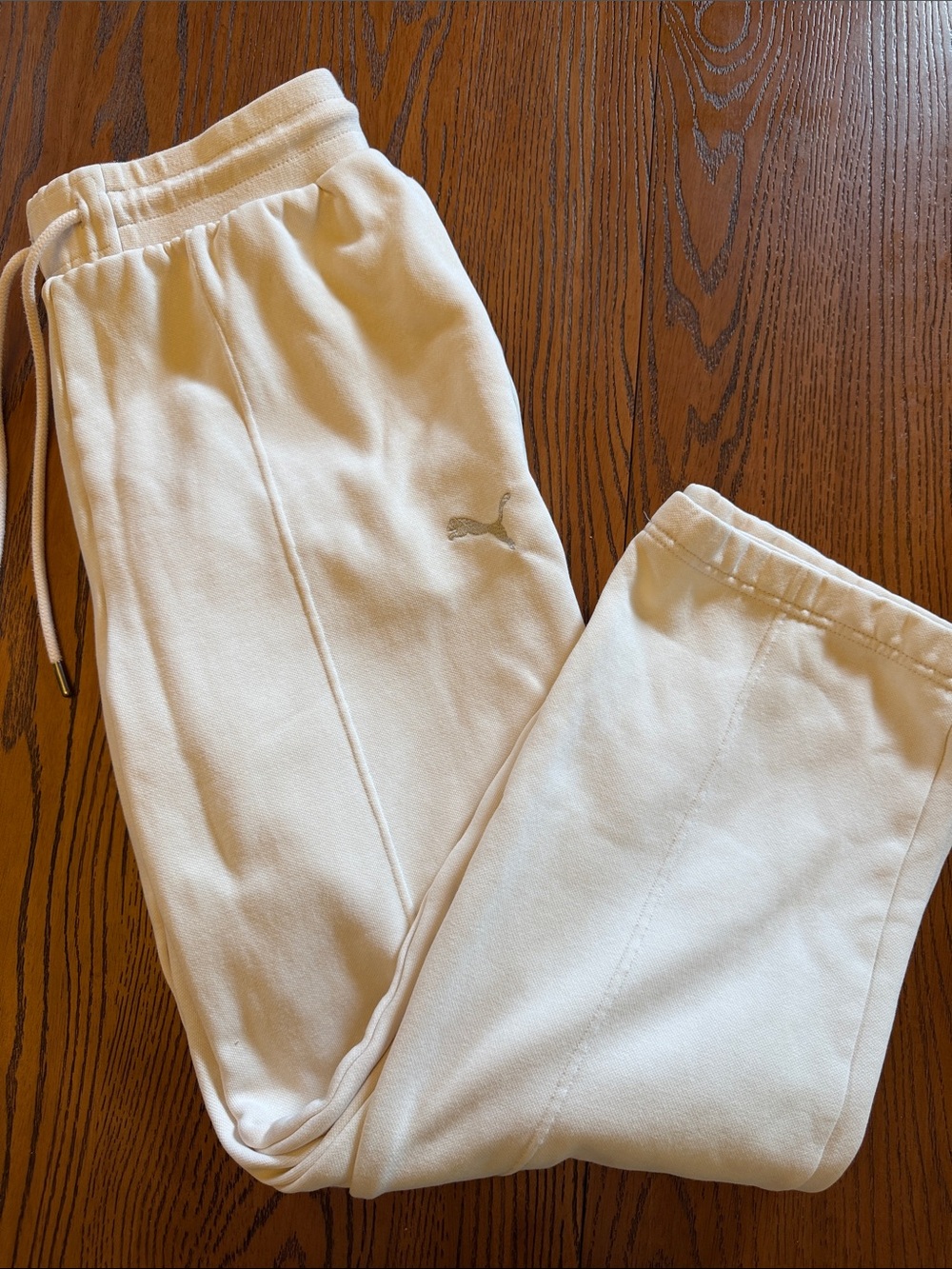 Puma Women’s Cream/Off-White Pull-On Jogger Pants